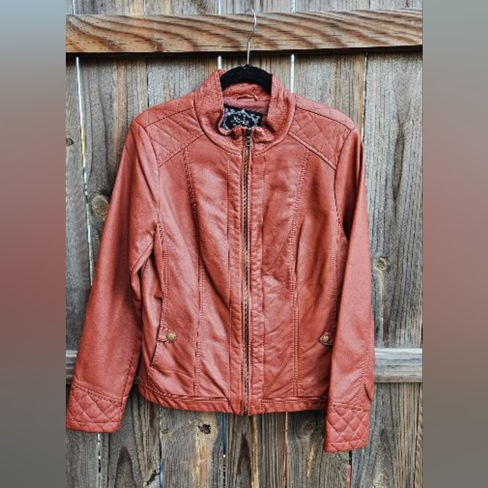 Womens M faux Leather Jacket Cropped Mob Grunge Utility Gorp Moto biker quilted